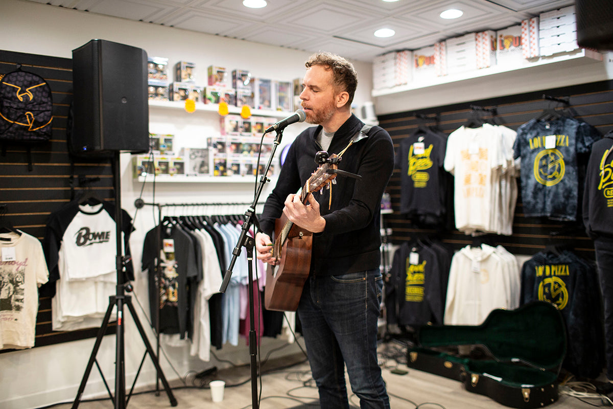 BOB NANNA OF BRAID IN-STORE PREFORMANCE